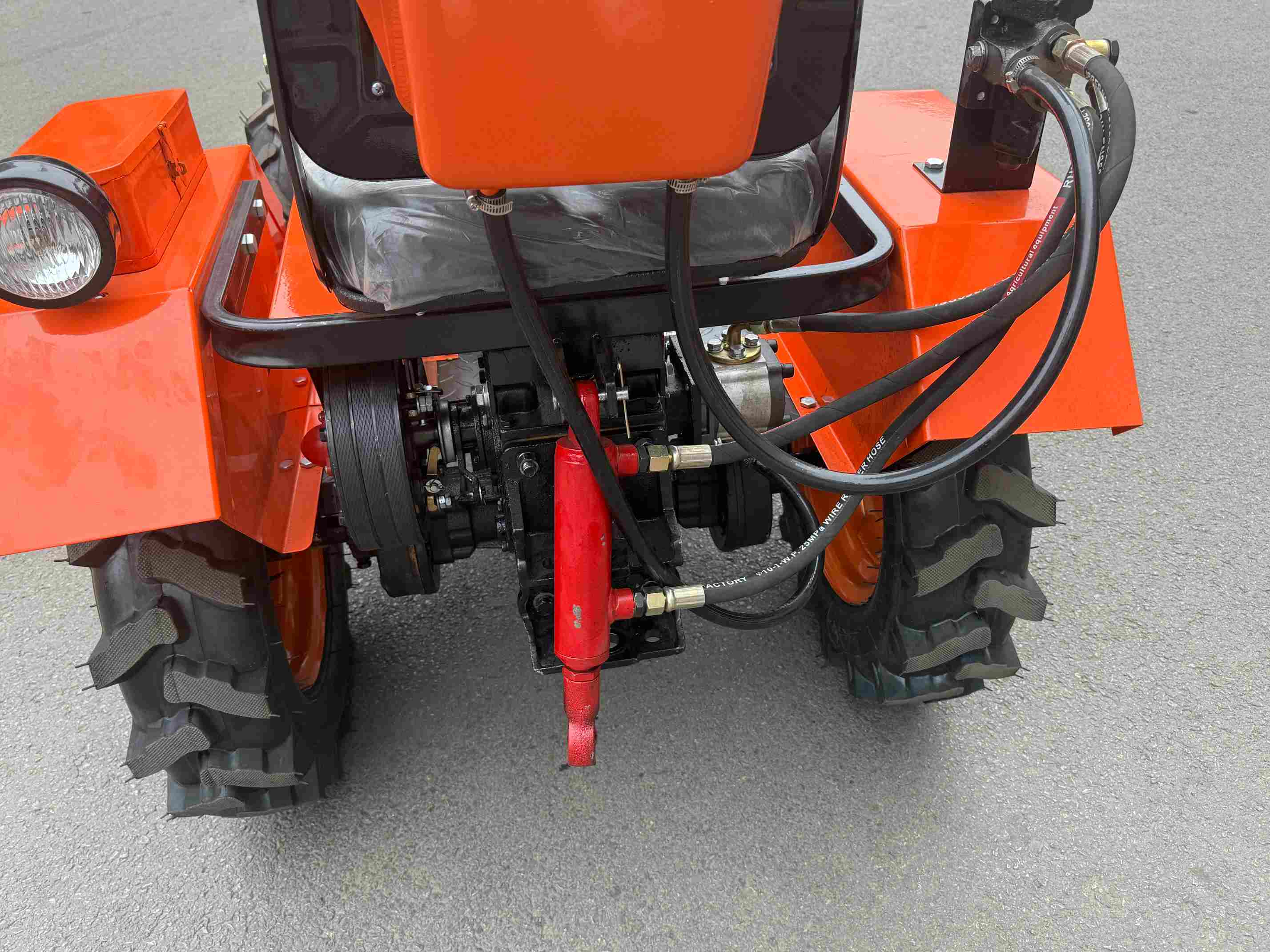 CL300 Single Cylinder Engine Tractor