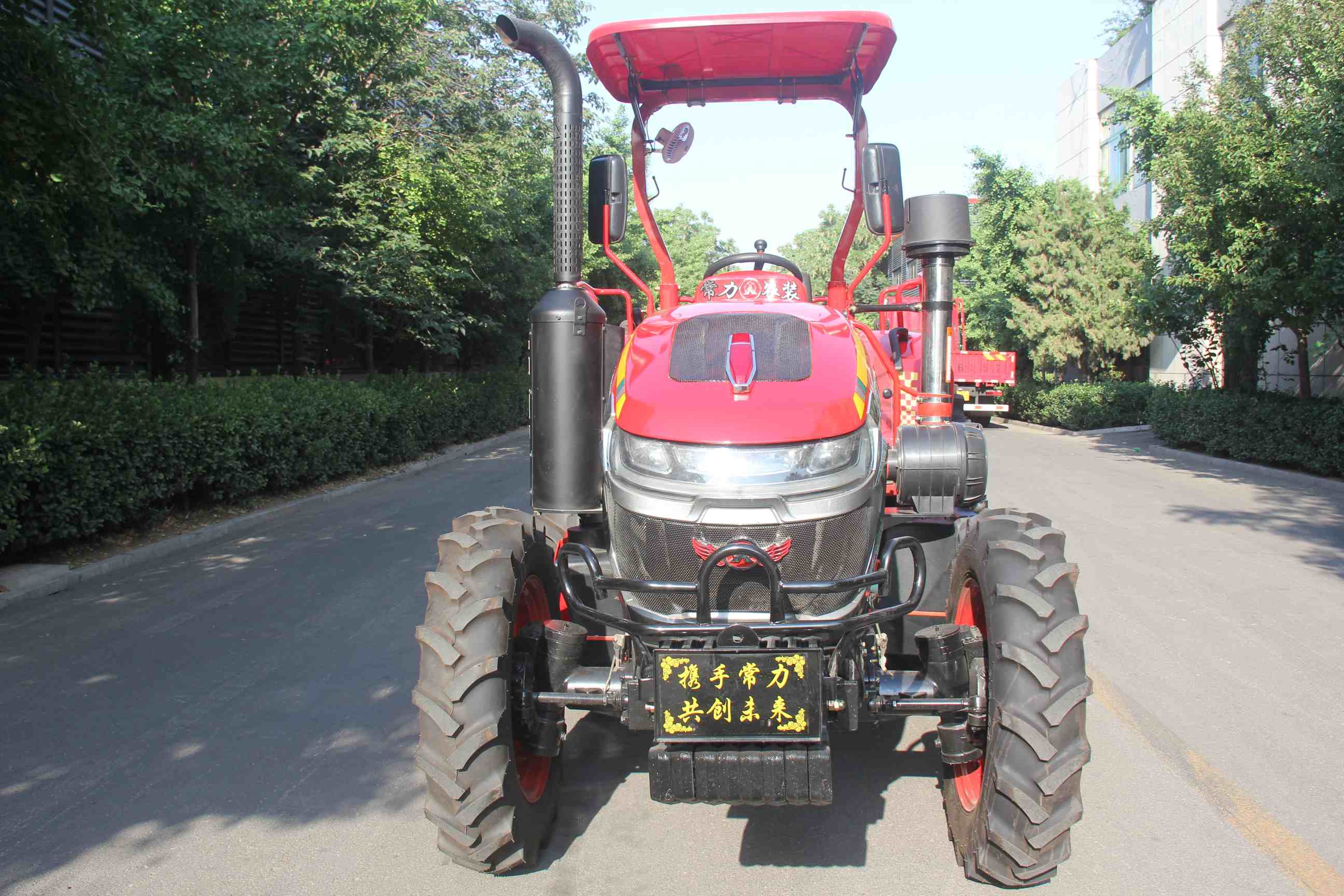 100HP 4WD Farm Tractor with Sunshade