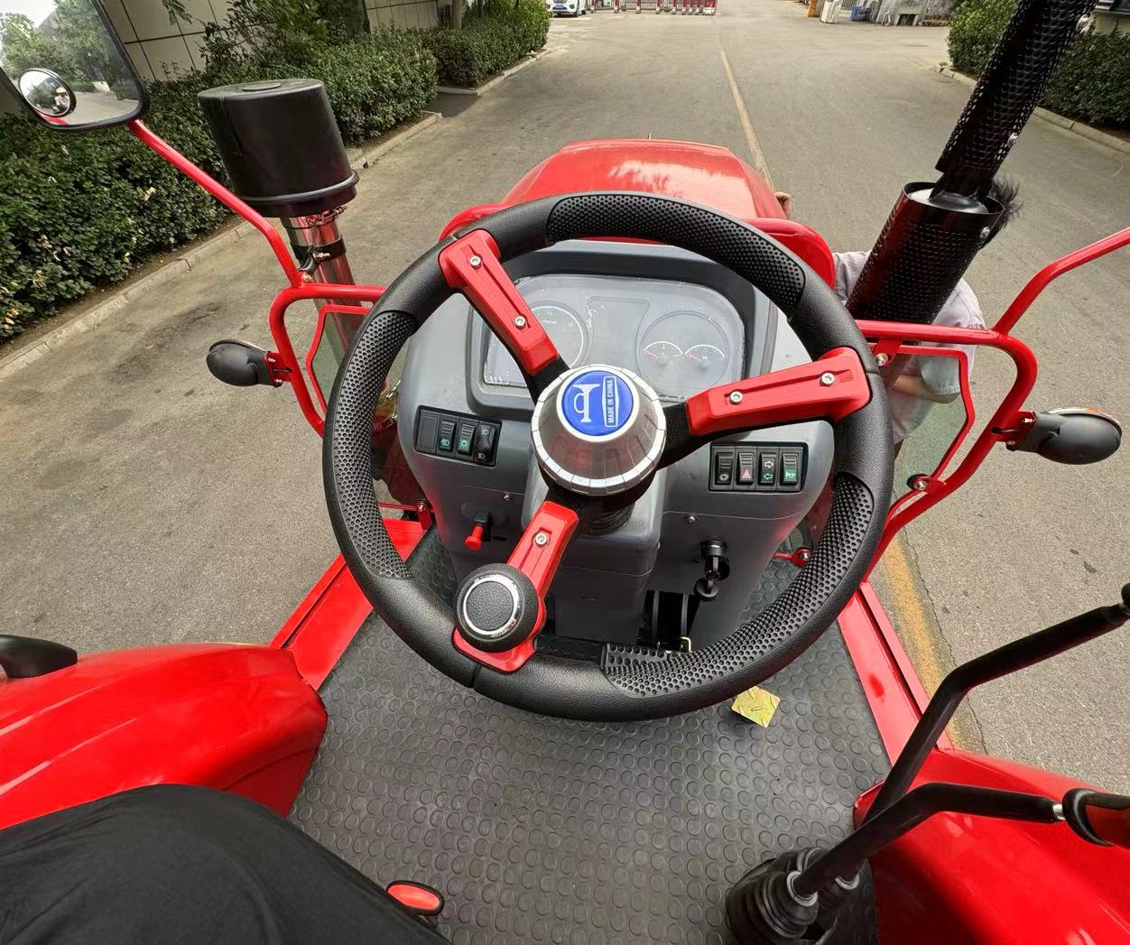 110HP 4WD Farm Tractor