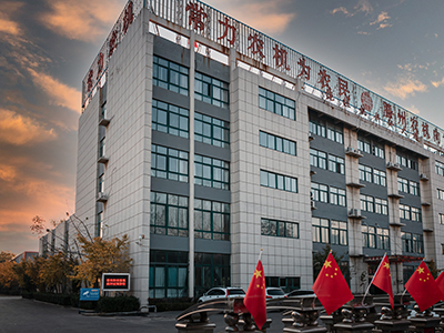 Analysis of the Impact of the Latest Dynamics of the Tractor Industry and Internationalization Policies on Enterprises' Exports