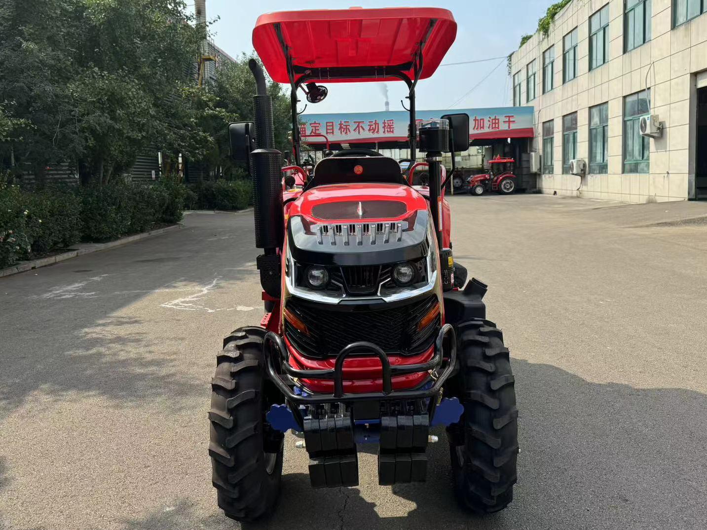 80HP 4WD Farm Tractor with Sunshade