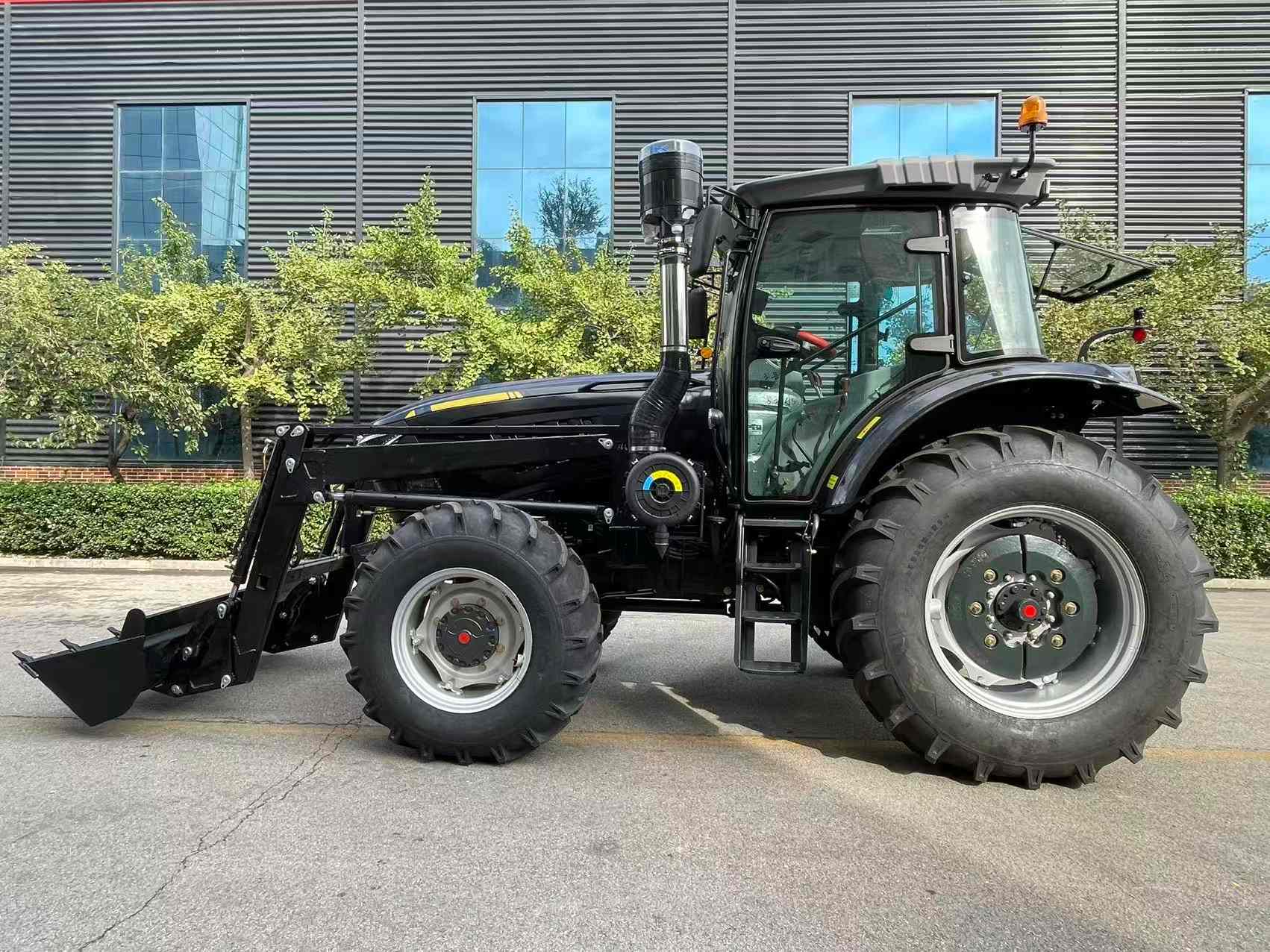 CL1004 With Front-end Loader