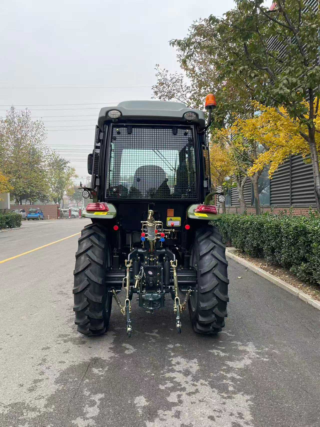 50HP 4WD with Cab and Guard Net