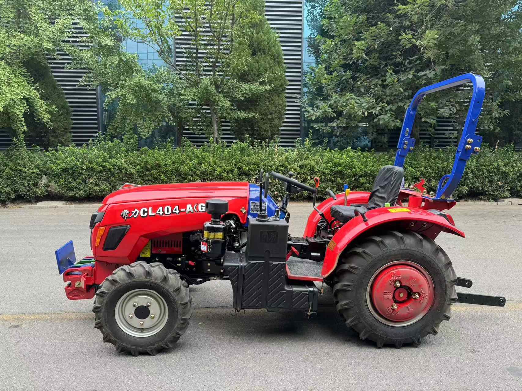 40HP 4WD Greenhouse Tractor