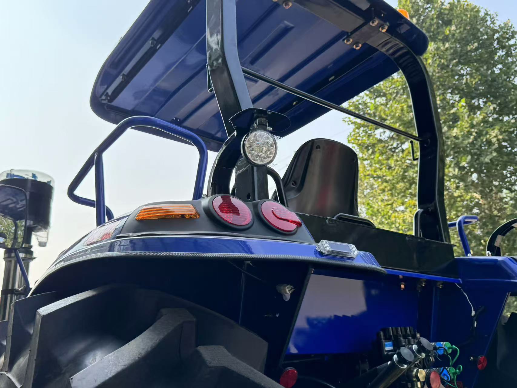 120HP 4WD Farm Tractor