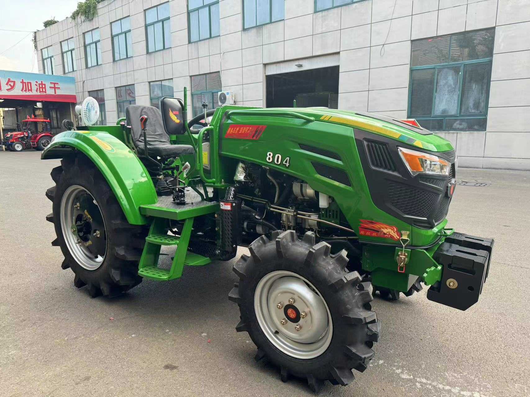 80HP 4WD Greenhouse Tractor