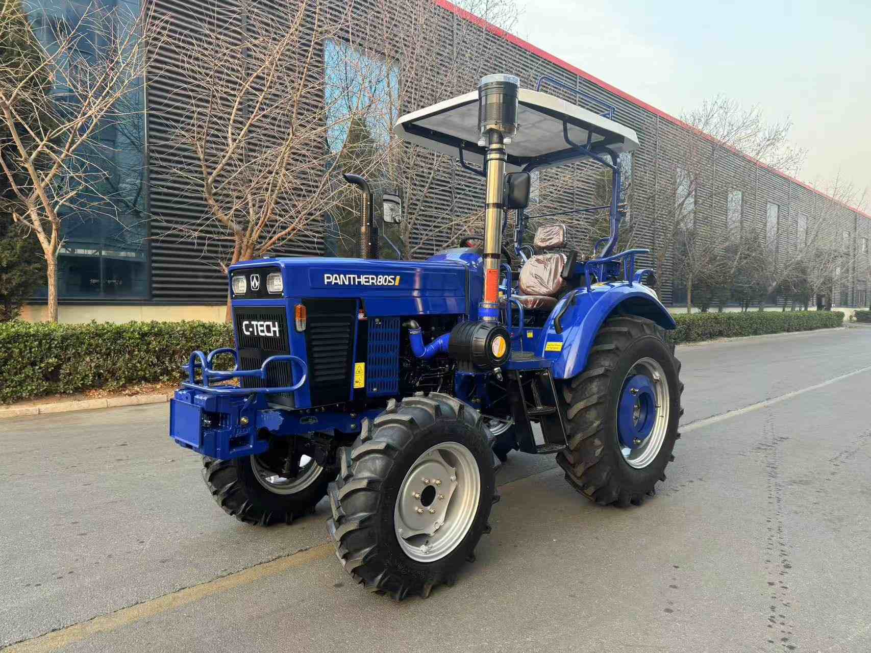 80HP 4WD Farm Tractor with Sunshade