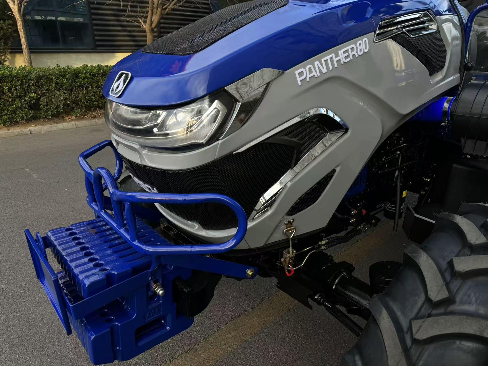 80HP 4WD Farm Tractor with Sunshade