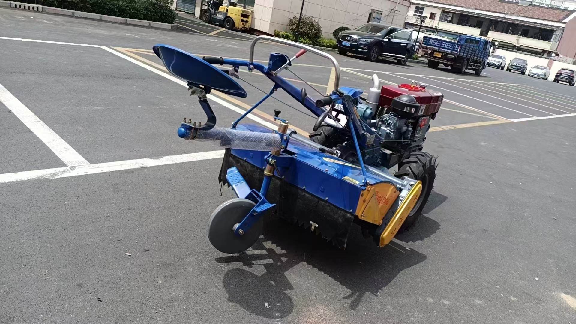 CL151 Walking Tractor