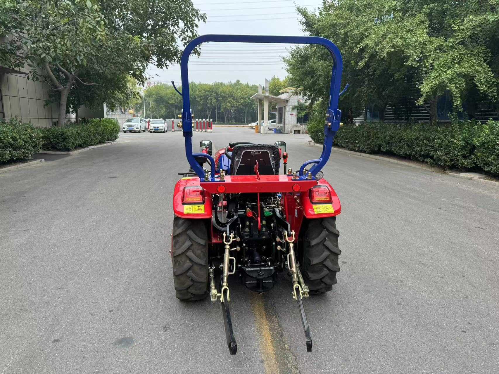 40HP 4WD Greenhouse Tractor