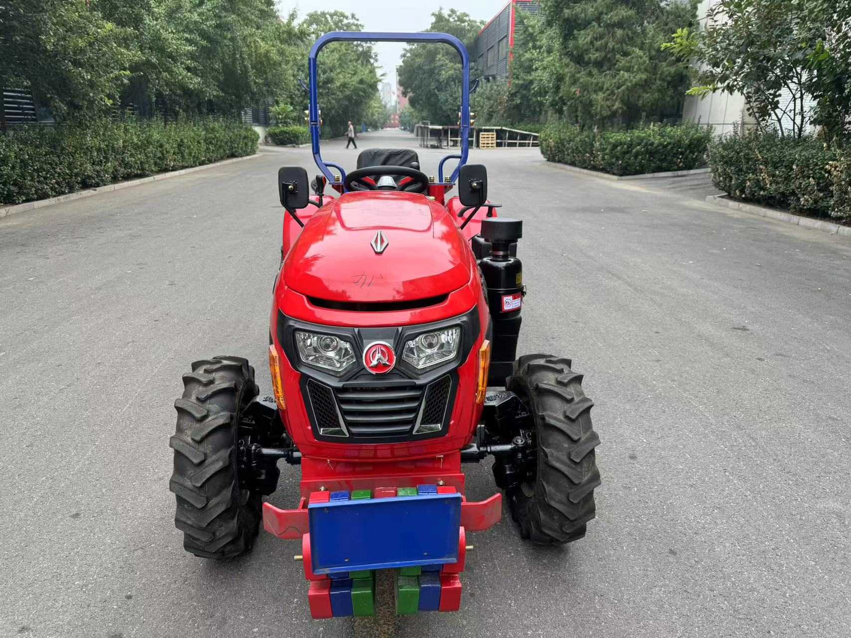 40HP 4WD Greenhouse Tractor